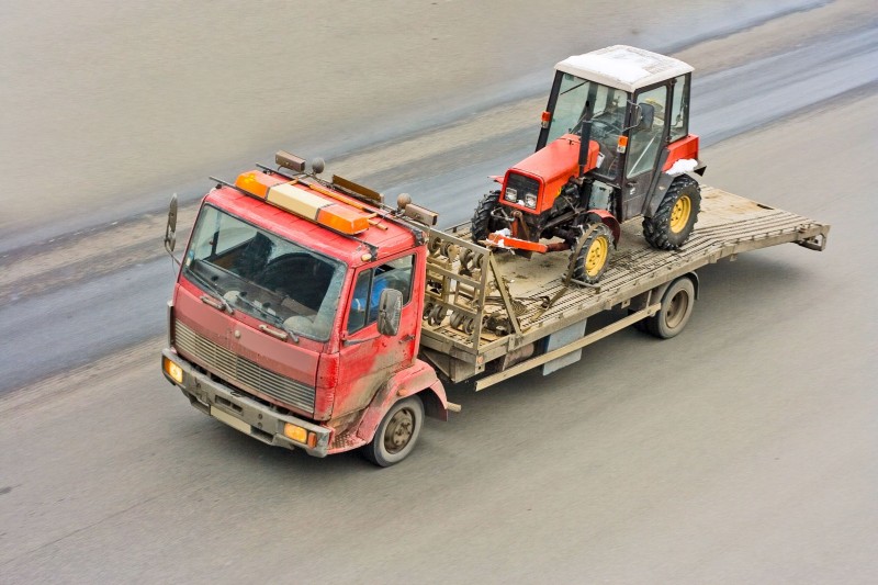 How the Right Truck Towing Techniques Help in Safer Towing